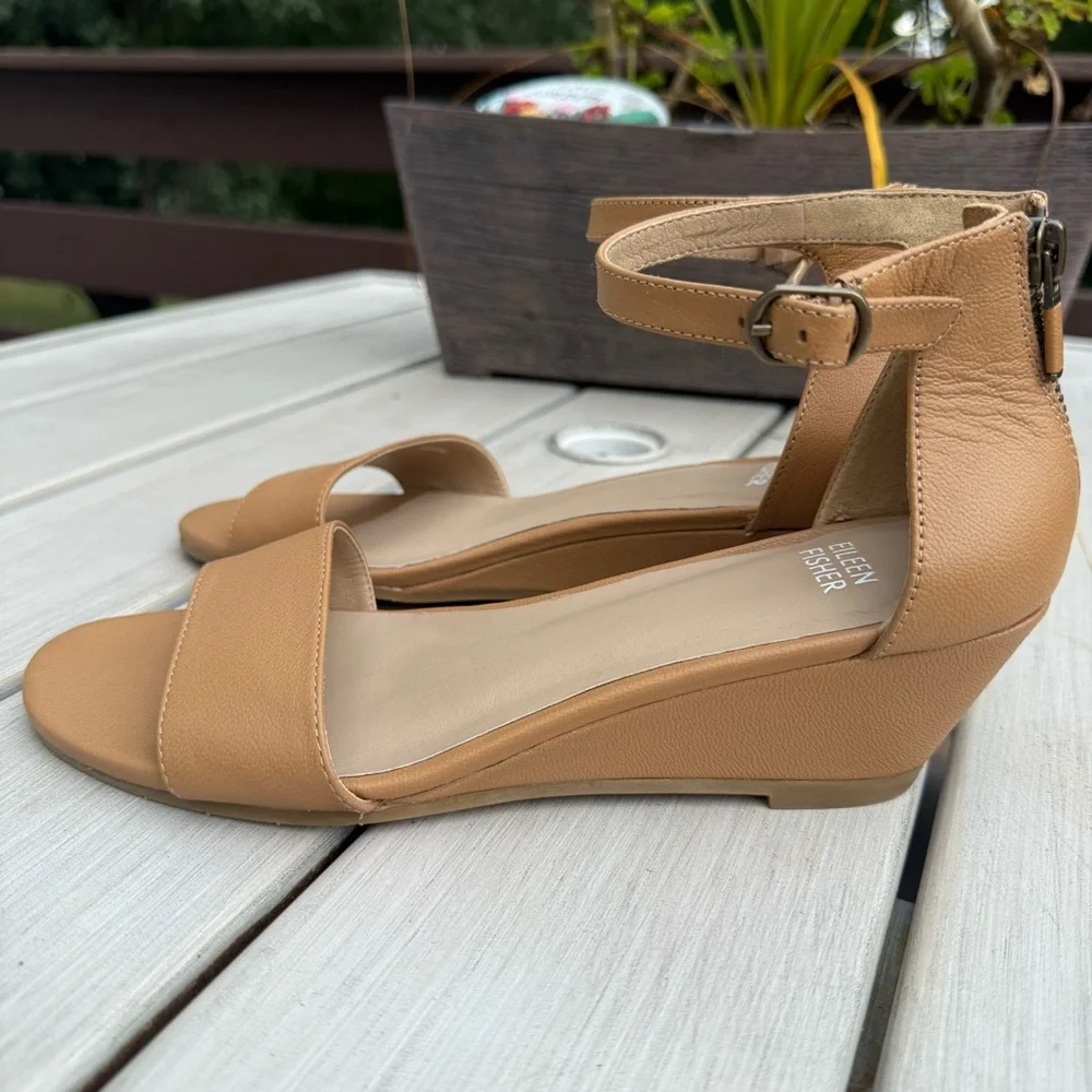 NWOT Eileen Fisher Nude Wedge Sandals
